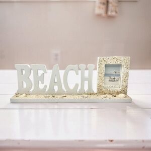 BEACH Themed Picture Frame Sand and Shell Finish 2.5 x 3.5 Inch Photo Frame NWT
